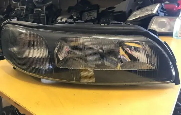 Volvo S70 V70 V70 XC Headlight/headlamp