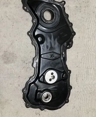 Nissan Navara D23 Timing chain cover 26715R