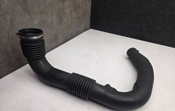 Mercedes-Benz Sprinter W906 Air intake duct part A9065281024 4632027139