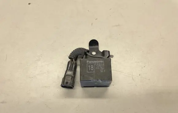 Lexus GS 250 350 300H 450H Other relay 8293053010