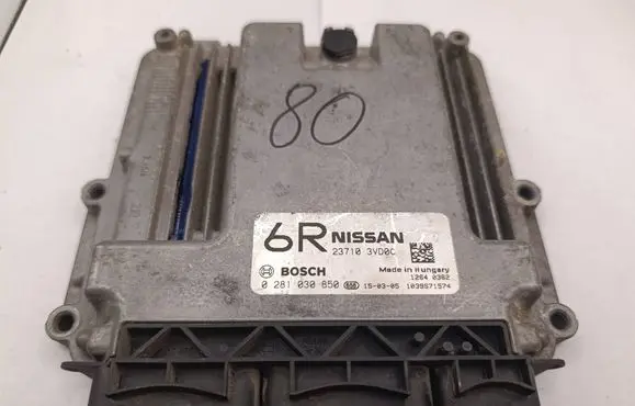 KIA Ceed Engine control unit/module 237103VD0C 0281030850 1039S71574