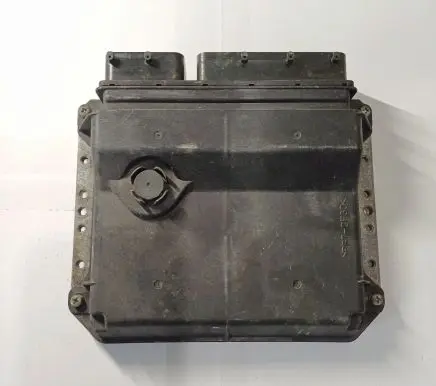 Toyota Avensis T270 Engine control unit/module 8966105K60 MB2759005071