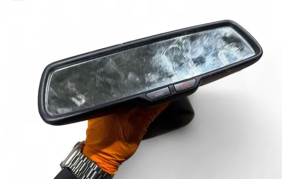 Dodge Challenger Rear view mirror (interior) 68324976AA 72657