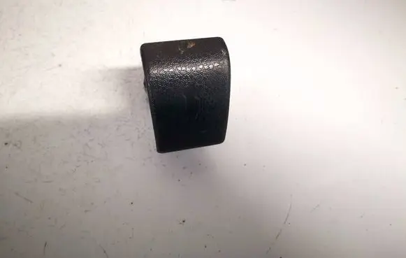 Engine bonnet (hood) release handle