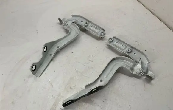 Chrysler Pacifica Engine bonnet/hood hinges 68488454AA 68488455AA VR054