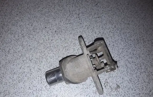 BMW 3 E36 Tailgate exterior lock 1960245