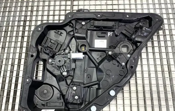 Mercedes-Benz GLC AMG Rear door window regulator with motor 