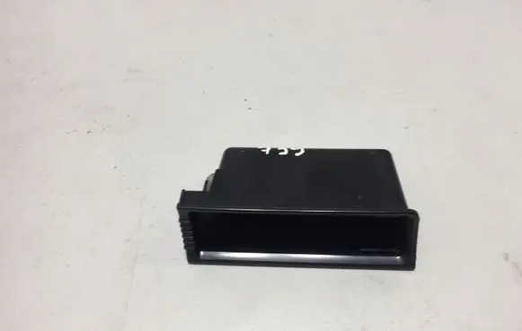 Volkswagen PASSAT B6 Ashtray (front) 3C0857309