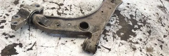Volkswagen Golf V Front lower control arm/wishbone