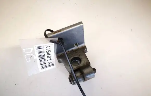 Audi A4 S4 B5 8D Rear door lower hinge 8d0833402