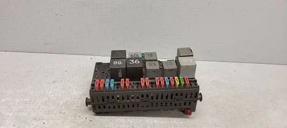 Volkswagen Transporter - Caravelle T4 Fuse box set 357937039 3A0972559 701937541