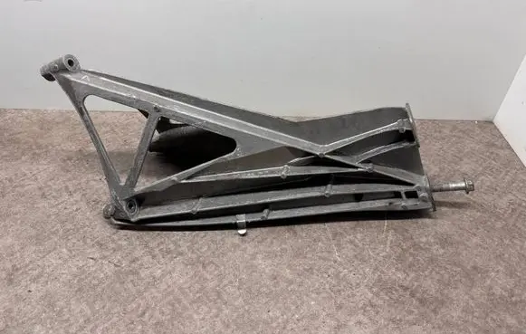 BMW i3 Gearbox mounting bracket 6878936