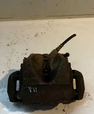 Volvo XC60 Front brake caliper