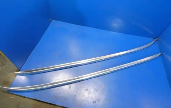 Volvo XC90 Roof bar rail 