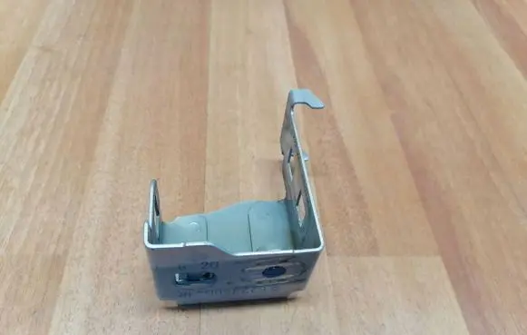 Radiator mount bracket