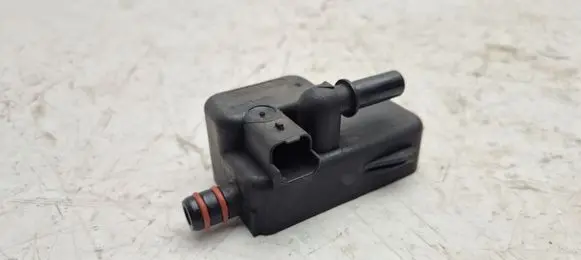 Peugeot Partner Fuel filter housing 190434