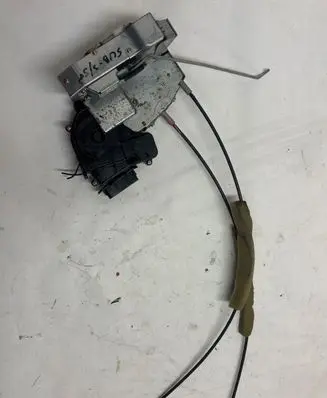 Subaru Legacy Front door lock 05223