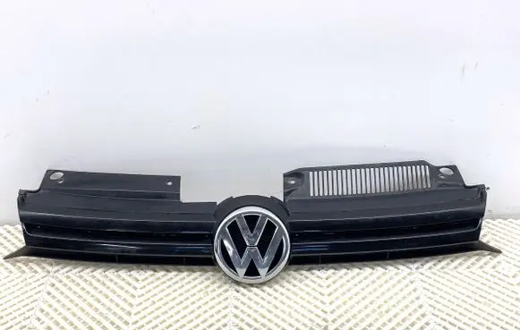 Volkswagen Golf VI Front grill 1K9853653A