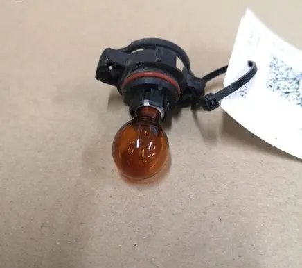 Citroen C5 Headlight/headlamp bulb PSY24W