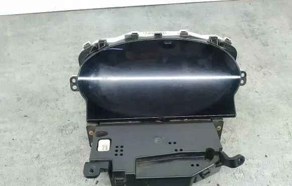 Toyota Yaris Verso Speedometer (instrument cluster) 