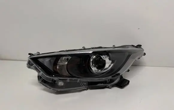 Toyota Yaris XP210 Headlight/headlamp EUK06