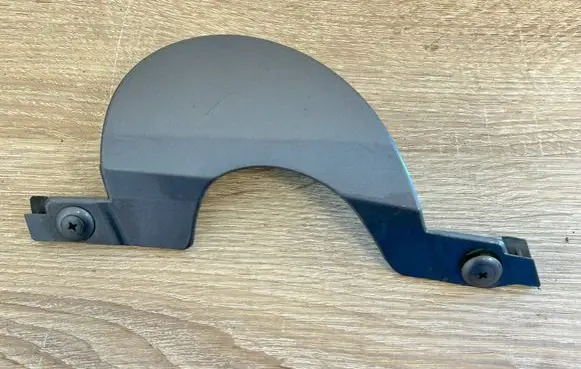 Rear bumper trim bar molding