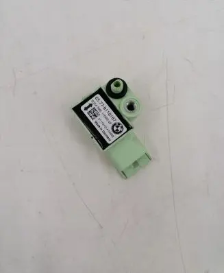 BMW X5 E70 Airbag deployment crash/impact sensor 65779118167 5WK43865