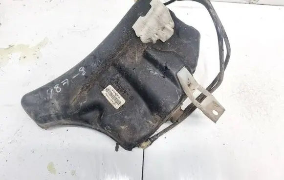 Mercedes-Benz ML W163 AdBlue liquid reservoir A1634700189
