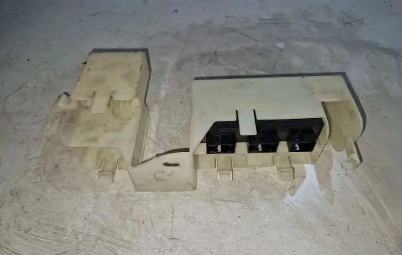 BMW 7 E65 E66 Other relay 61358379999