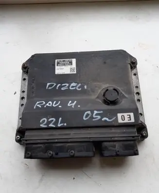 Toyota RAV 4 (XA30) Engine control unit/module 1758009460 8966142C11