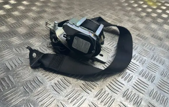 Mercedes-Benz GLE (W166 - C292) Rear seatbelt A1668603183