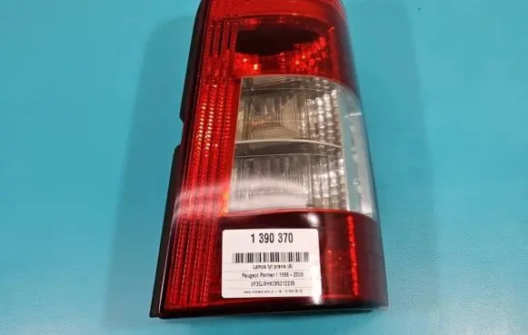 Peugeot Partner Rear/tail lights 9657976980 IMPRK1390370