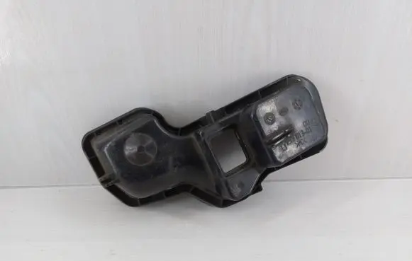 Audi A6 S6 C5 4B Headlight/headlamp dust cover 15381301 15381300
