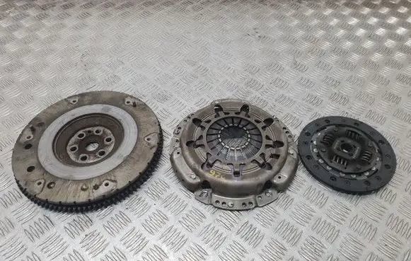 Nissan Micra Clutch set kit 12311BX000 119014010 318018510
