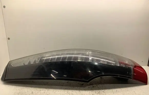 Mitsubishi Grandis Rear/tail lights 22087642 1069