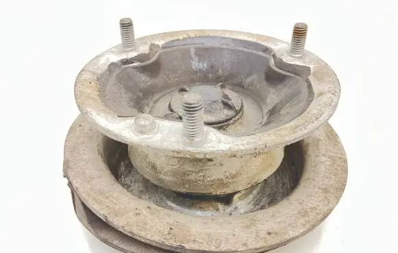 BMW 5 E60 E61 Front upper strut mount 