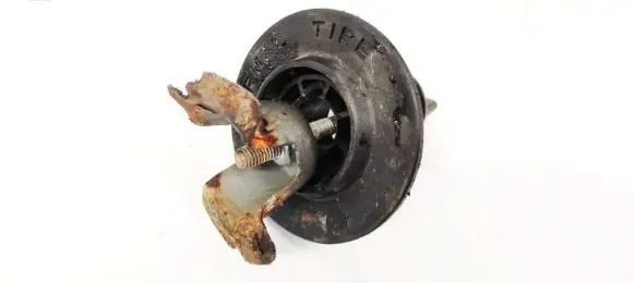 Honda CR-V Spare wheel bolt 