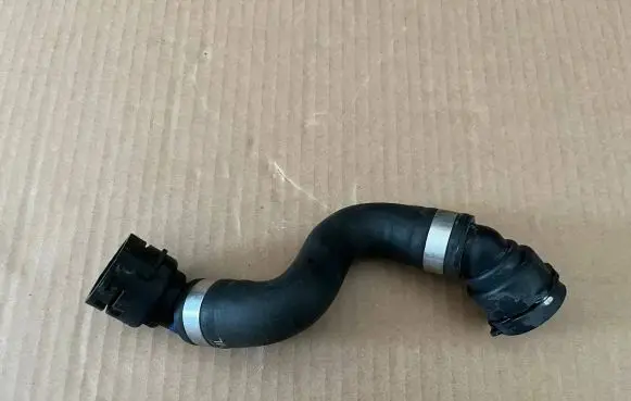 Audi A4 S4 B8 8K Engine coolant pipe/hose 8K0819332M