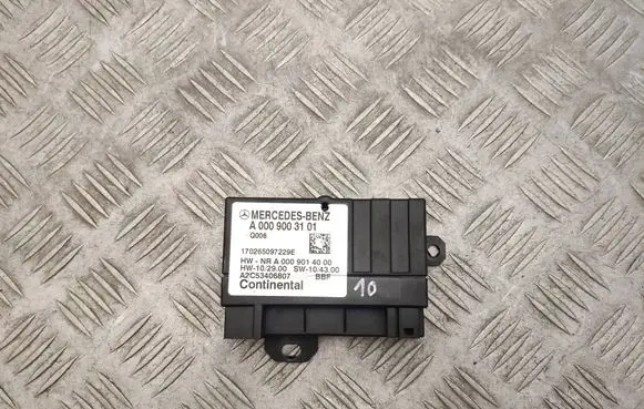 Mercedes-Benz GLA W156 X156 Fuel injection pump control unit/module A0009003101