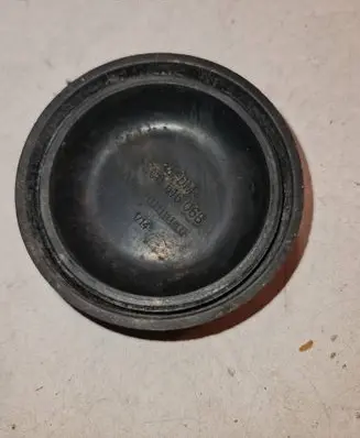 Volkswagen Touran I Headlight/headlamp dust cover 1300516068