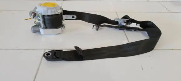 Hyundai i40 Front seatbelt 888103Z000RY V01V02L 80H20H