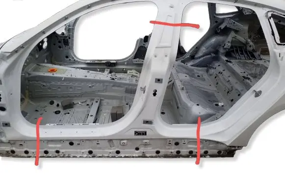 BMW i4 Pillar (middle) 