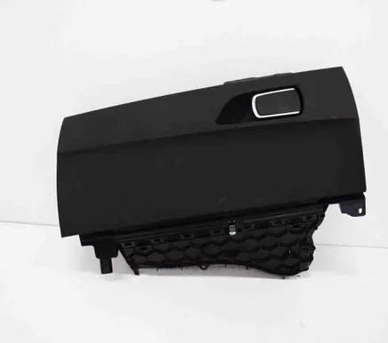 BMW 2 F22 F23 Glove box