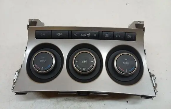 Mazda 3 II Climate control unit BBP561190N