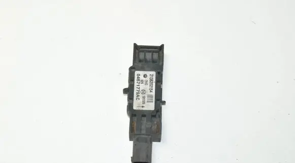 Jeep Grand Cherokee (WK) Airbag deployment crash/impact sensor 04671779AC