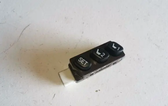 Lexus RX 330 - 350 - 400H Seat memory switch 15A602 156987