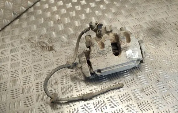 Citroen DS5 Front brake caliper 9685827980