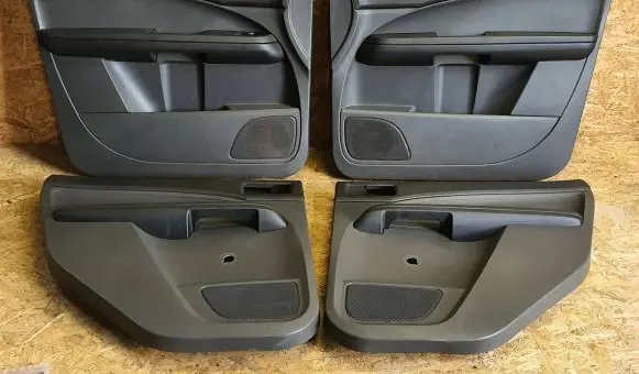 Ford Focus C-MAX Door card panel trim set GO3M51R23943A GO3M51R23942A GO3M51R27407D