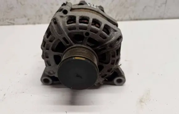 Peugeot 208 Generator/alternator 9809391880 2625767A 218548853