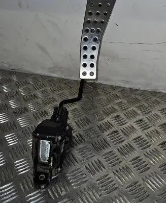 Honda Civic Accelerator throttle pedal 17800SMGP000